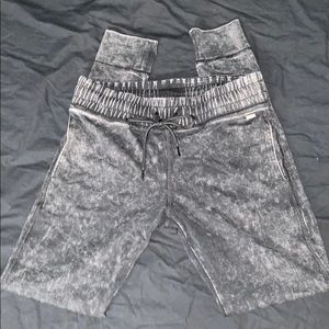 VICTORIA SECRET JOGGERS
